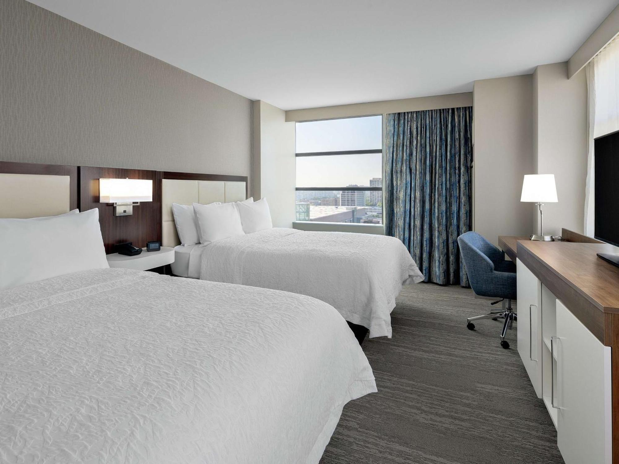 Hampton Inn Chicago Mccormick Place Ngoại thất bức ảnh