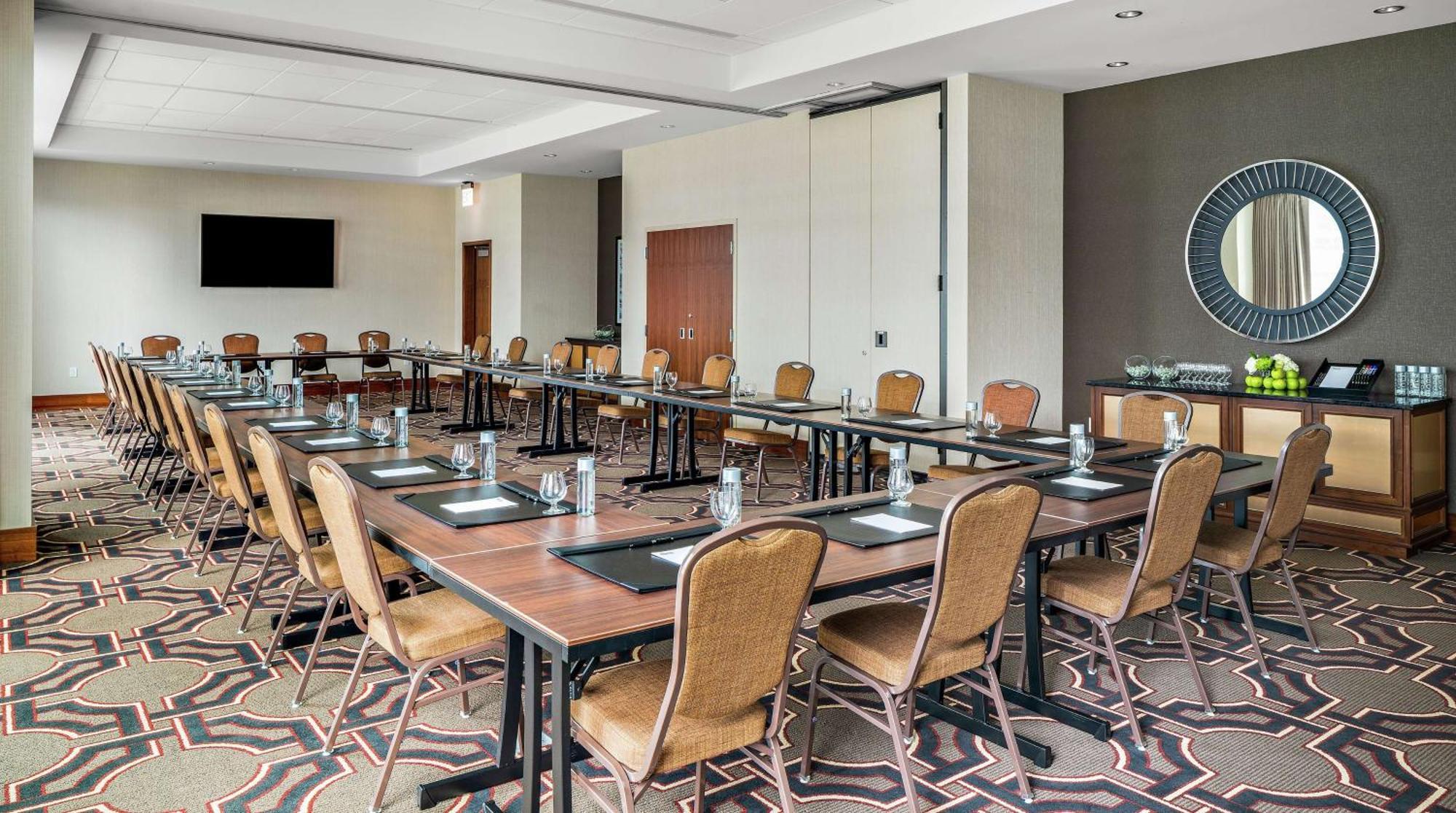 Hampton Inn Chicago Mccormick Place Ngoại thất bức ảnh
